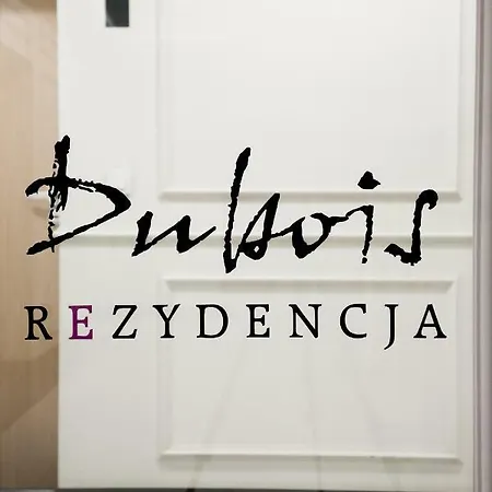 アパート Raven Dubois, Garage In Price, 8 Min Walk To The City Center ヴロツワフ